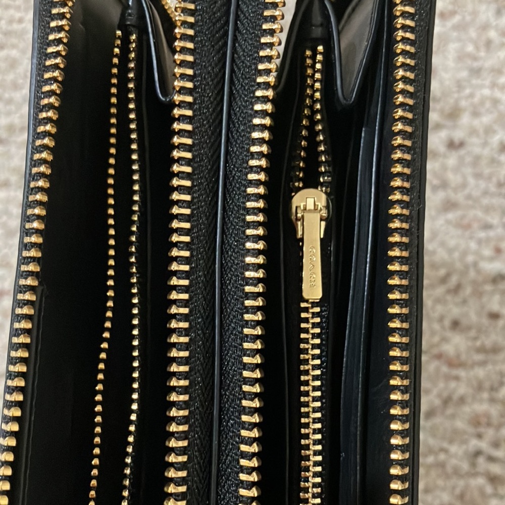 coach Double Zip Travel Wallet In Signature Canvas F23552 Brown and Black - Picture 15 of 15